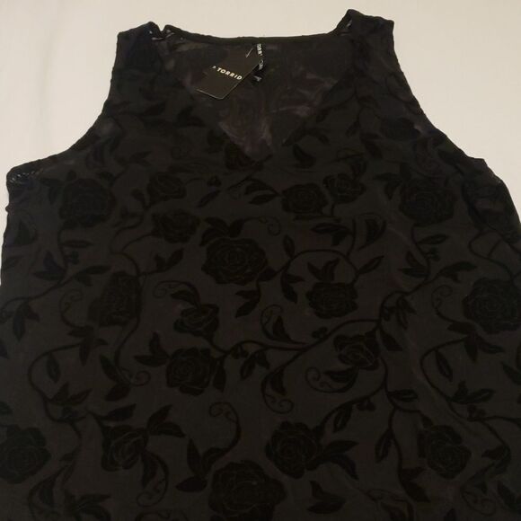 Torrid 3X Black Roses Velvet & Mesh Bodysuit - Picture 5 of 11